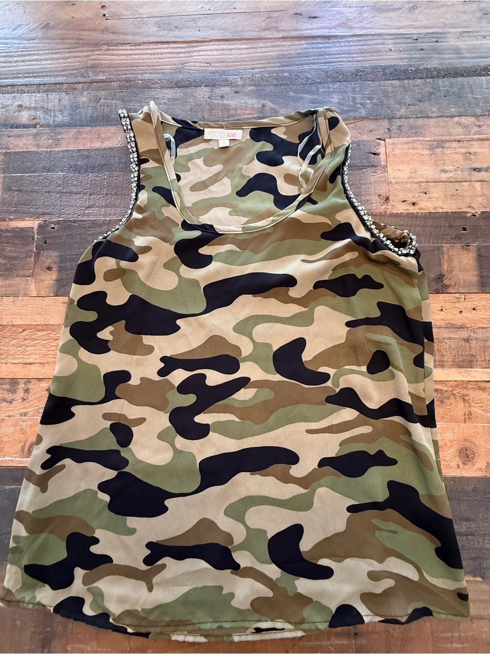 camouflage sleeveless blouse